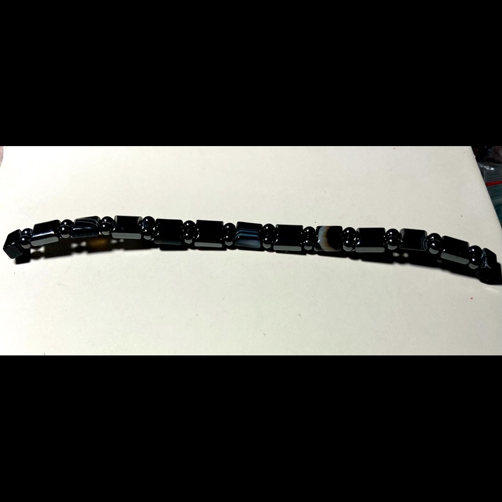 Magnetic clasp stone bracelet #321